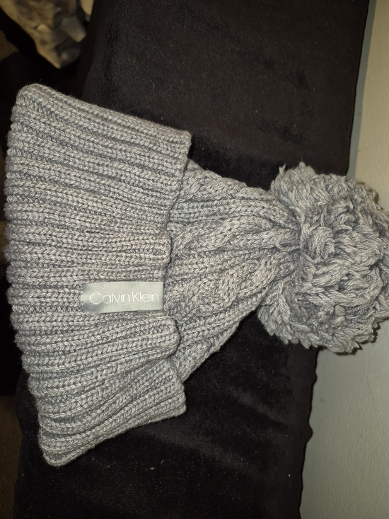 Calvin Klein Accessories - Calvin Klein Gray Knit Pom-Pom Beanie